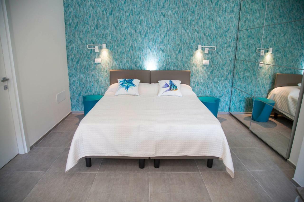 Rivabella Suite Apartments Rimini Exteriör bild