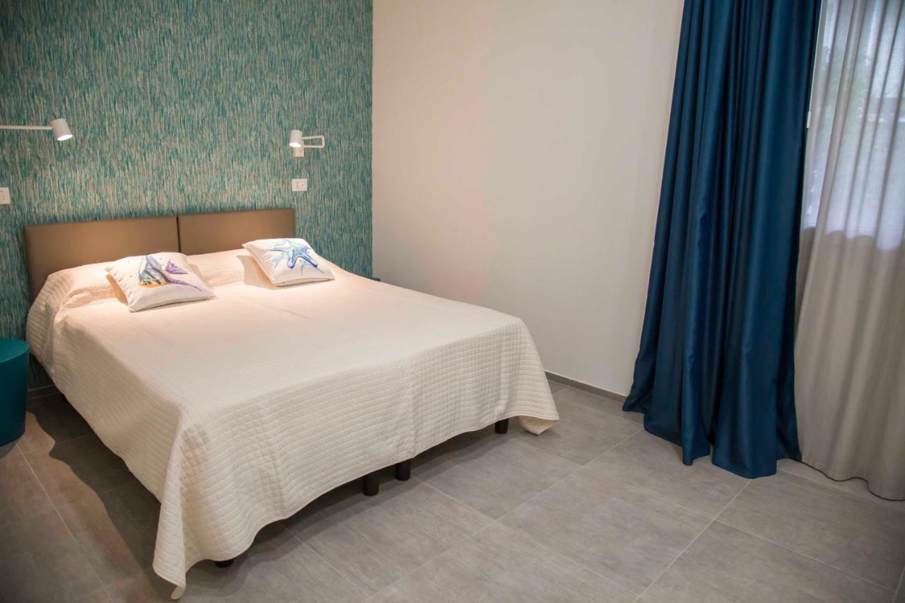 Rivabella Suite Apartments Rimini Exteriör bild